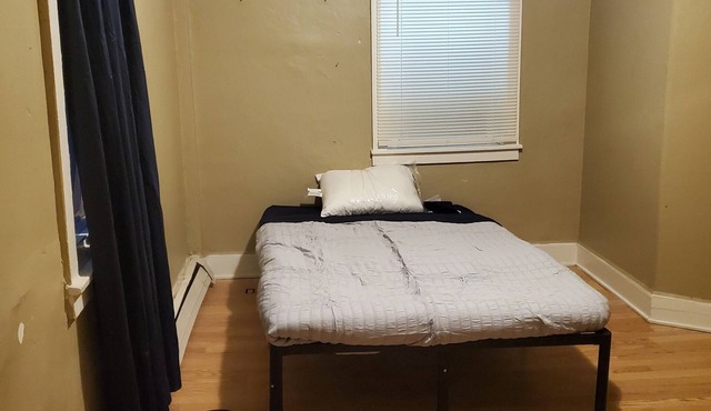 Charming 3-bedroom apartment with WiFi, AC in pleasant Waterville in Waterville