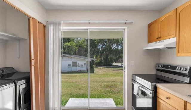 Charming Dade City Home w/Pet-Friendly Yard
