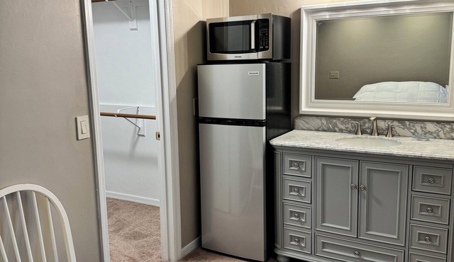 Charming studio with AC and WiFi in fabulous Alachua in Alachua