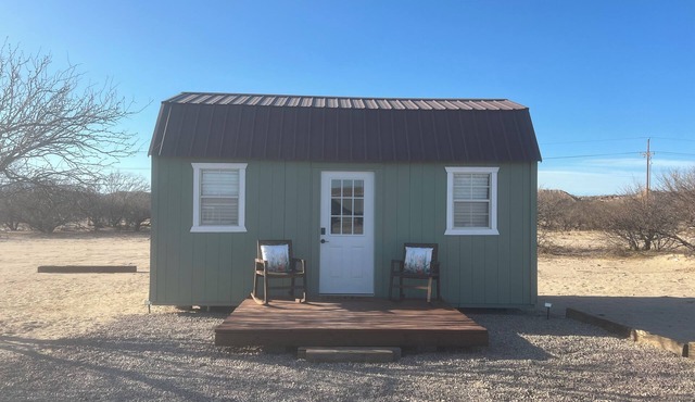 Charming tiny home in Benson with WiFi, AC and beautiful views. in Benson