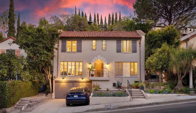 Cozy Hollywood Hideaway w/Private Patio & Easy City Access | Casa Camrose