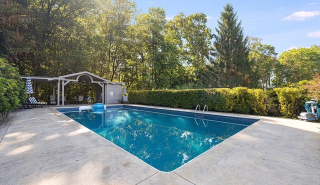 Daisy Farm | Pool, Hot Tub & Animals 🐴 + Biltmore Pass Near Asheville