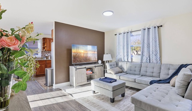 Dash: 4 Bdrms, 2.5 BA in Des Plaines