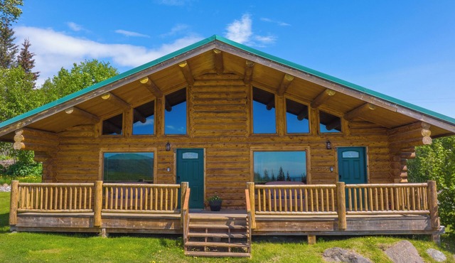 Destination Alaska Charters - Cabin 2 in Homer