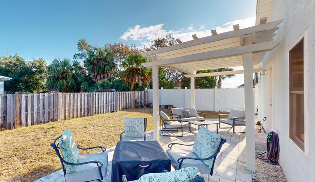 Dog-friendly home near beach with enclosed yard grill W&D AC garage & WiFi in Panama City Beach
