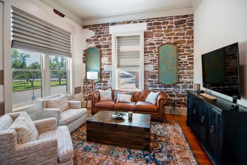 Drifter Suite 1 in Mason