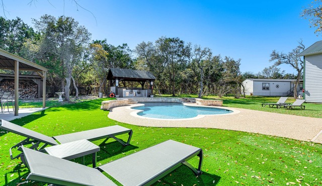 Expansive Bertram Retreat w/Pool, on 28 Acres! in Bertram