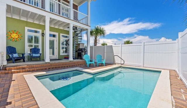 Family friendly! w/private pool. Steps 2 beach in Panama City