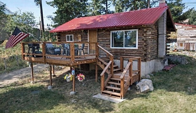 Fireside Cabin in Bayview
