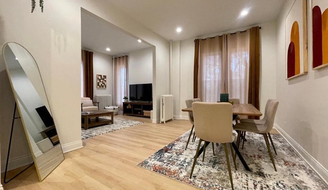 First floor Condo in Chicago in Chicago