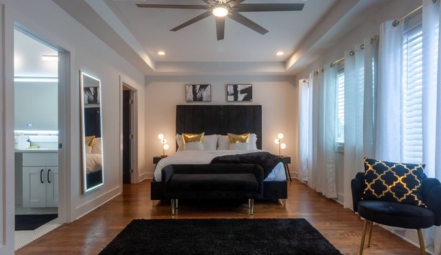 Five75 Lux ATL King Bed & Game Room Downtown in Atlanta