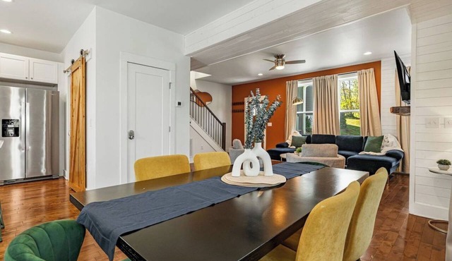 Four Blue Ridge Houses with Hot Tubs