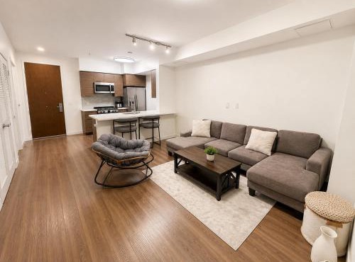 Glendale Luxe Stays - Downtown in Glendale