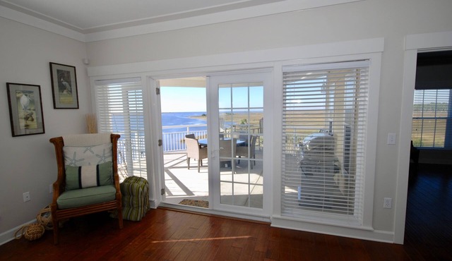 Gulf Breeze #201- Private boat ramp & slip! Balcony overlooking the gulf! WiFi! in Steinhatchee