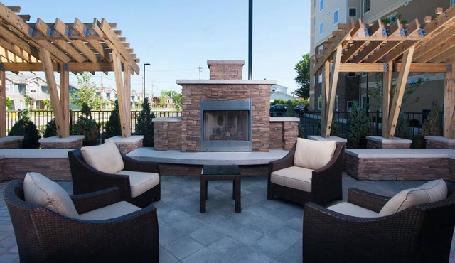 Hearing-Accessible 1BR King Suite, Amherst in Amherst