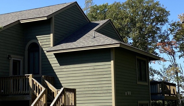 Hidden Valley Ski in/Ski out 3 bedroom 3 full baths in Somerset