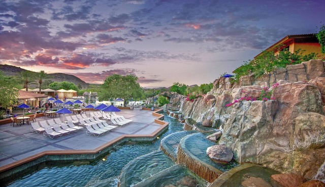 Hilton Phoenix Tapatio Cliffs Resort in Phoenix