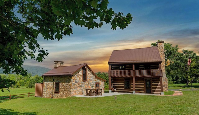 Historic 1774 Colonial Log Cabin in Bear Valley, Fort Loudon, PA