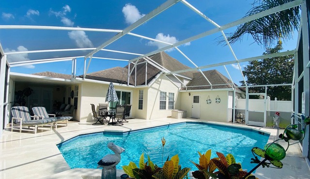 Homeaway from home / Pool / wifi 3 miles to Disney in Lindfields sub.