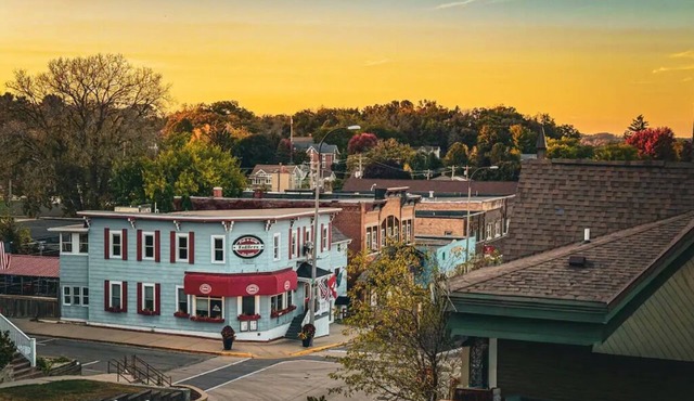 JULY-AUG 2026-NEW BOOKING SPECIAL at The Belvedere just Steps to downtown.