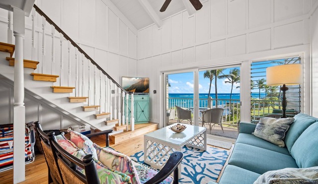 Kapaa Shore Resort C327, Beautiful Unit! Oceanfront, Moon and Sunrise Views