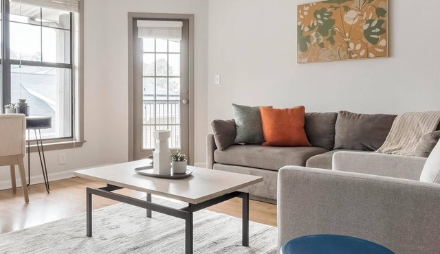 Landing | Modern 2BD, Courtyard, Pool