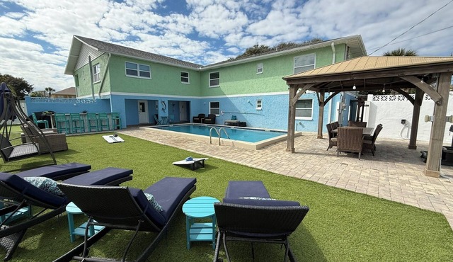 Large Groups - Beachside Fun Oasis - Discounts in January - Book Today! in Cape Canaveral