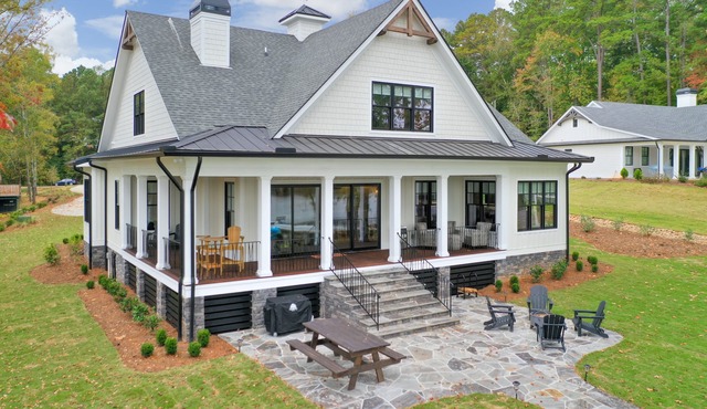 Last Available Weekend In August: 8/14-16!And many weekdays available!Book Now!