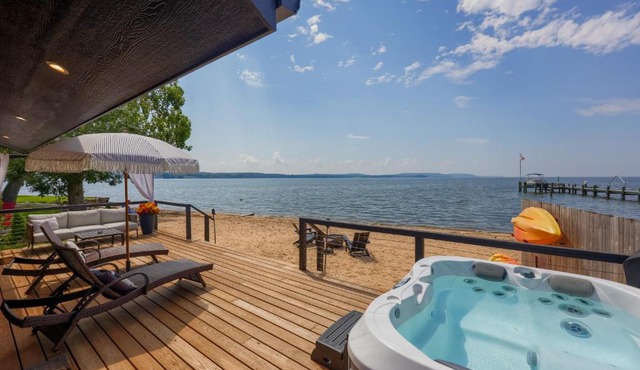 Long Beach Cottage in Perryville