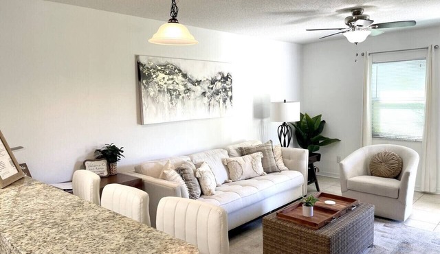 Luxury Suite Groveland (15948)