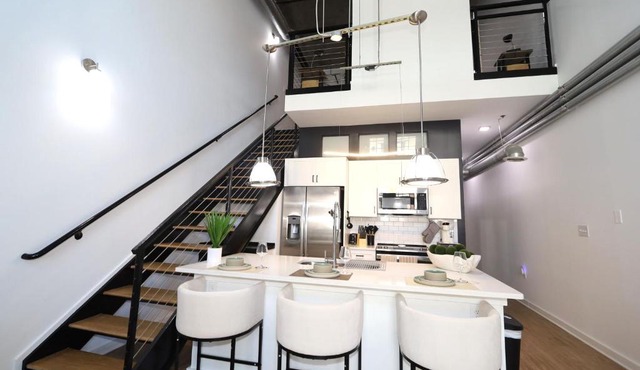 Luxury Two-Story Loft in Atlantic Station