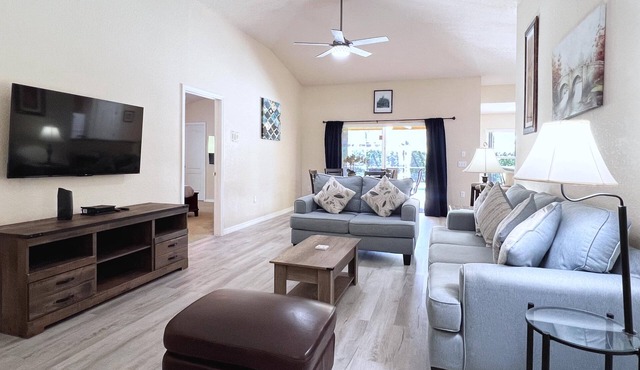 MEGA VALUE! Serenity By The Pool! Close 2 Disney! 1445 in Clermont
