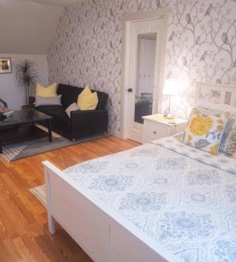 Moonshadow B&B in Hammondsport