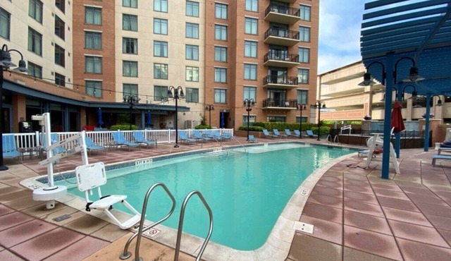National Harbor | Pool & DC Access | Harbor Getaway Stay