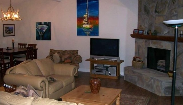 Nicely Updated Condo Across From Hyatt! in Incline Village