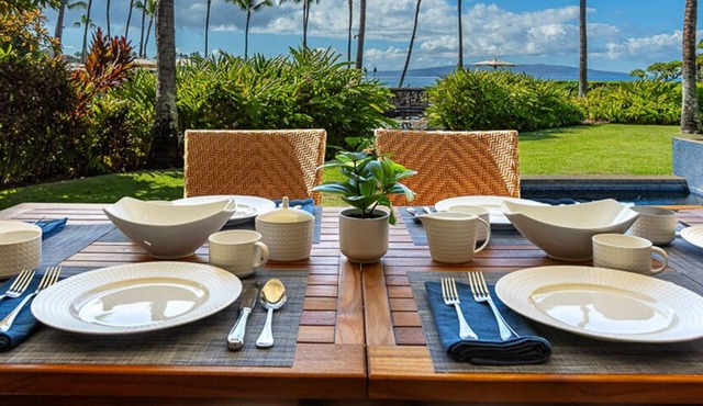 Oceanfront 3BR villa w/private pool and beach access