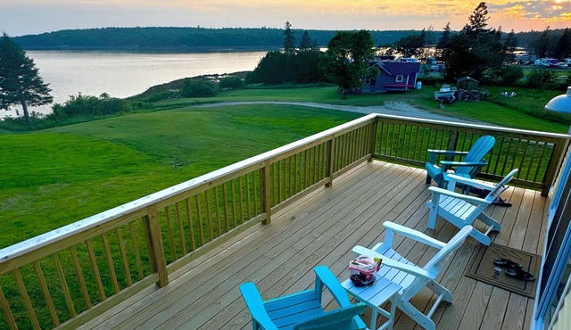 Peaceful New Waterfront Studio Apartment on the Bay located near Acadia NP in Sullivan