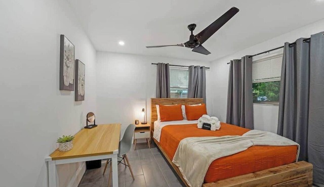 Peaceful retreat By Dream Vacation in Fort Lauderdale