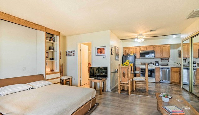 Pet-Friendly Page Studio: 4 Mi to Lake Powell in Page