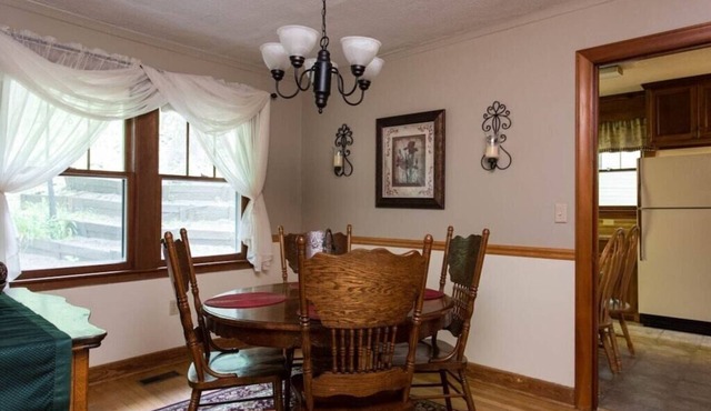 Pets Welcome, Big Views, Easy Walk into Chimney Rock Village, Internet in Chimney Rock