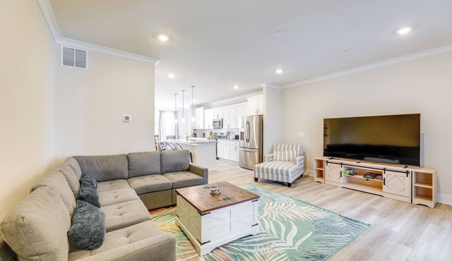 Pool Access! Newly Built Ocean City Townhome