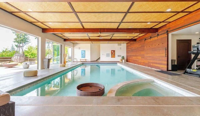 Private Oasis - Heated Indoor Pool - Sauna
