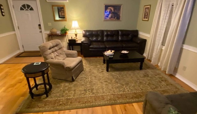 Private, spacious and comfortable 2 bedrooms in Waverly