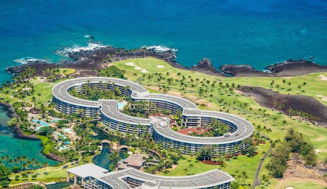 Resort View 1BR Suite at Ocean Tower on Hawaii's Big Island