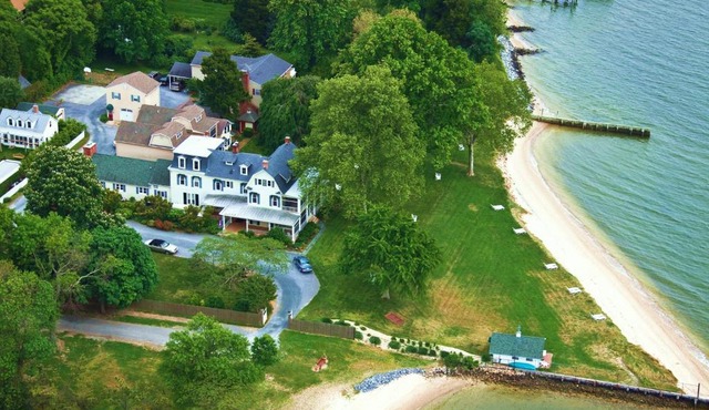 Sandaway Suites & Beach in Oxford