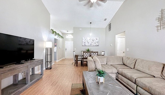 Serene Escape: Near Disney, South-Facing Pool & Game Room