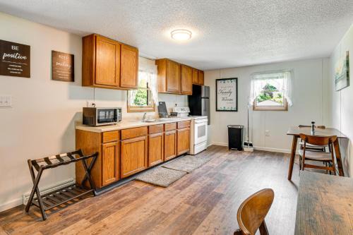 Shop, Explore & Relax! Apt 3 Mi to Dtwn Clearfield in Clearfield