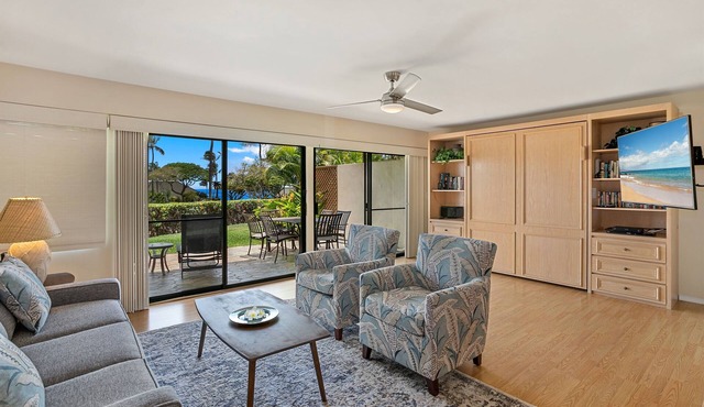 Squeaky clean! Oceanview, no stairs and a Murphy Bed