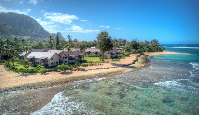 Steps from the sand, beach front and secludedon Kauai's north shore