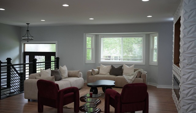 Stylish 3BR Silver Spring 5-min walk to Metro in Silver Spring